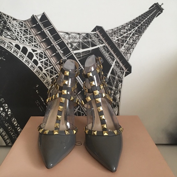 BCBGeneration Darron Rockstud Pumps - Size 6, Grey - Picture 2 of 5